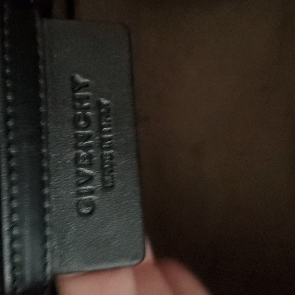 Givenchy lambskin medium Nightingale Red. - Picture 5 of 14